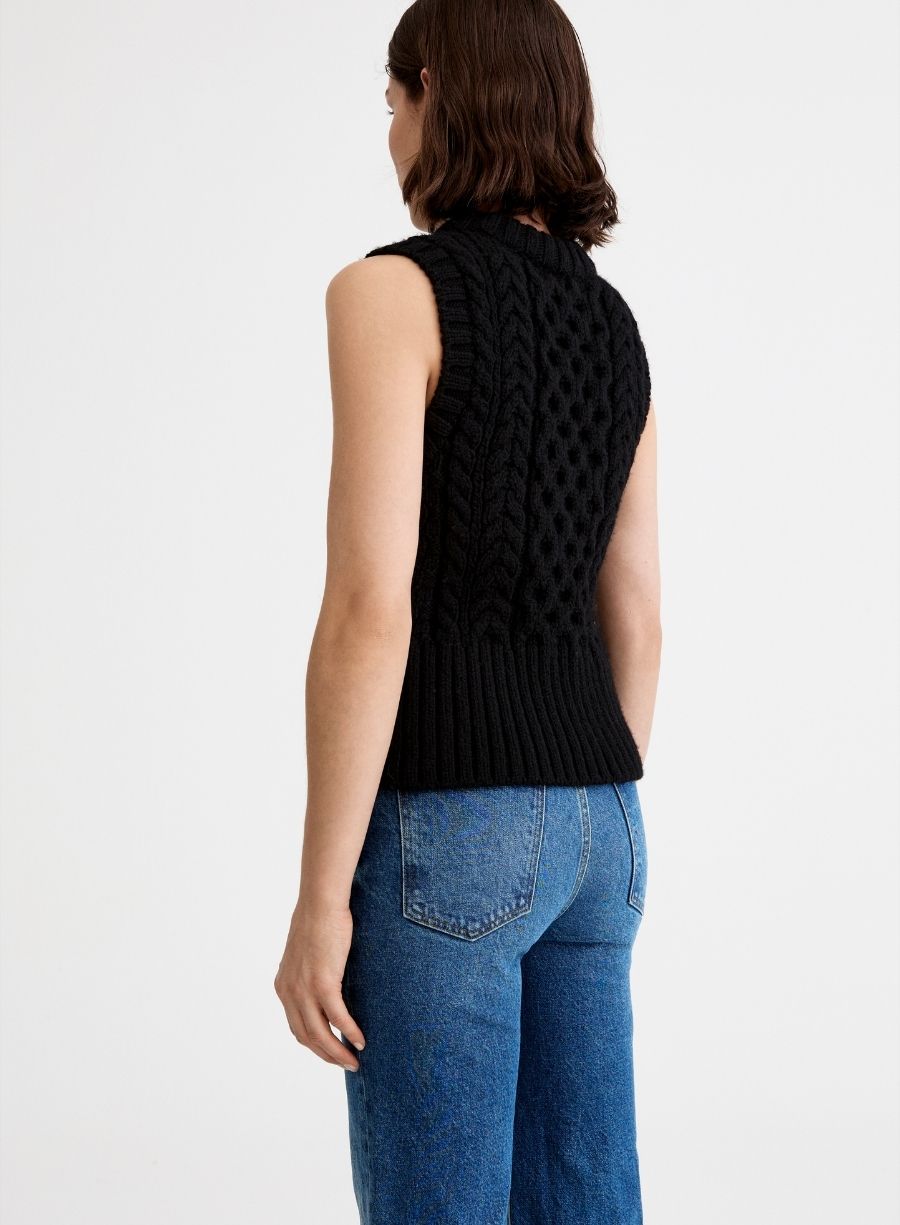 Cable-Knit Crewneck Vest